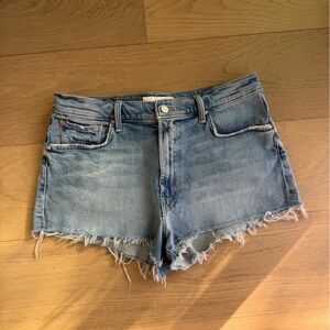 NWOT! MOTHER ‘The Dodger Short Short Fray’ Jean Shorts
